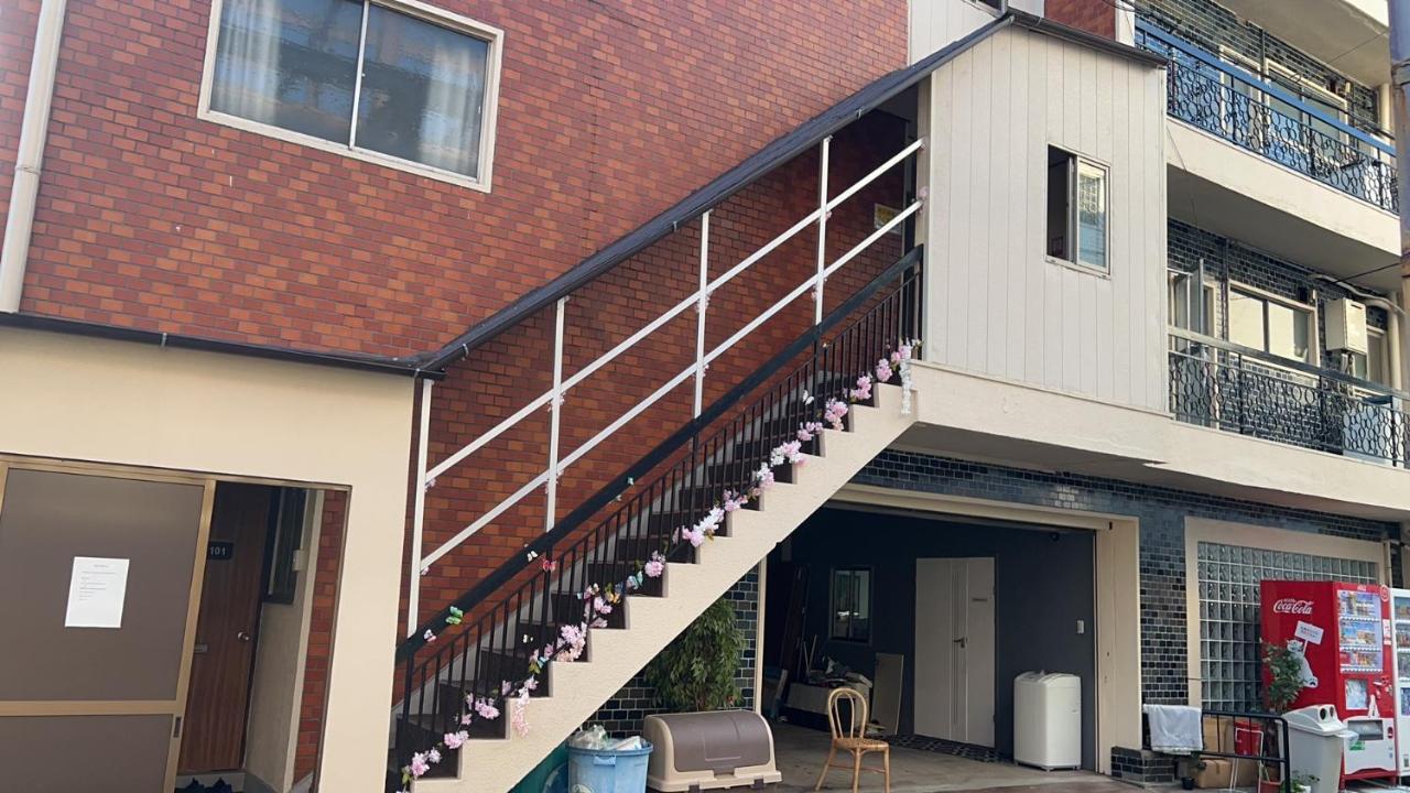Nippori Osaka Nishi-Tengachaya Guesthouse西天下茶屋アパートメント Dış mekan fotoğraf